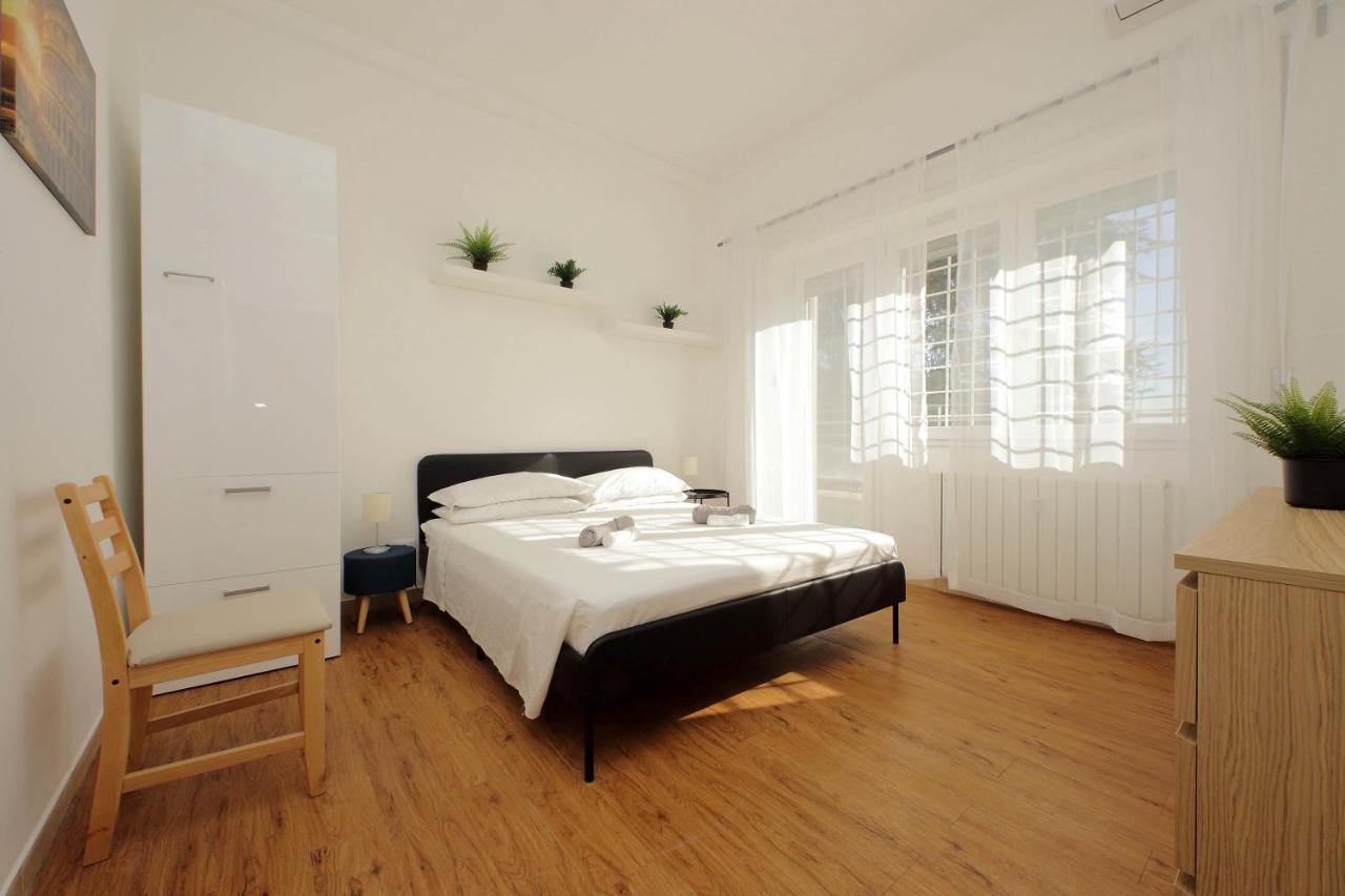 Zucchi Rooms Rome Bagian luar foto