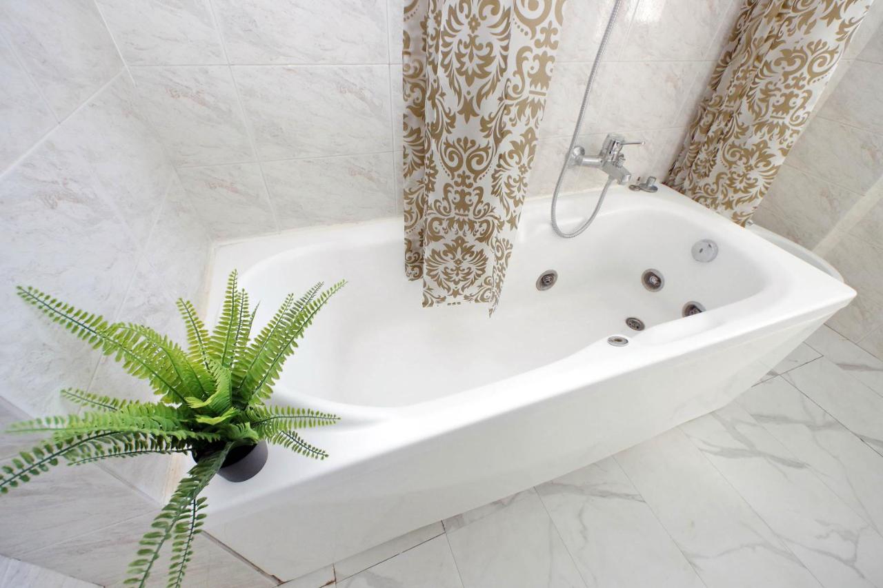Zucchi Rooms Rome Bagian luar foto