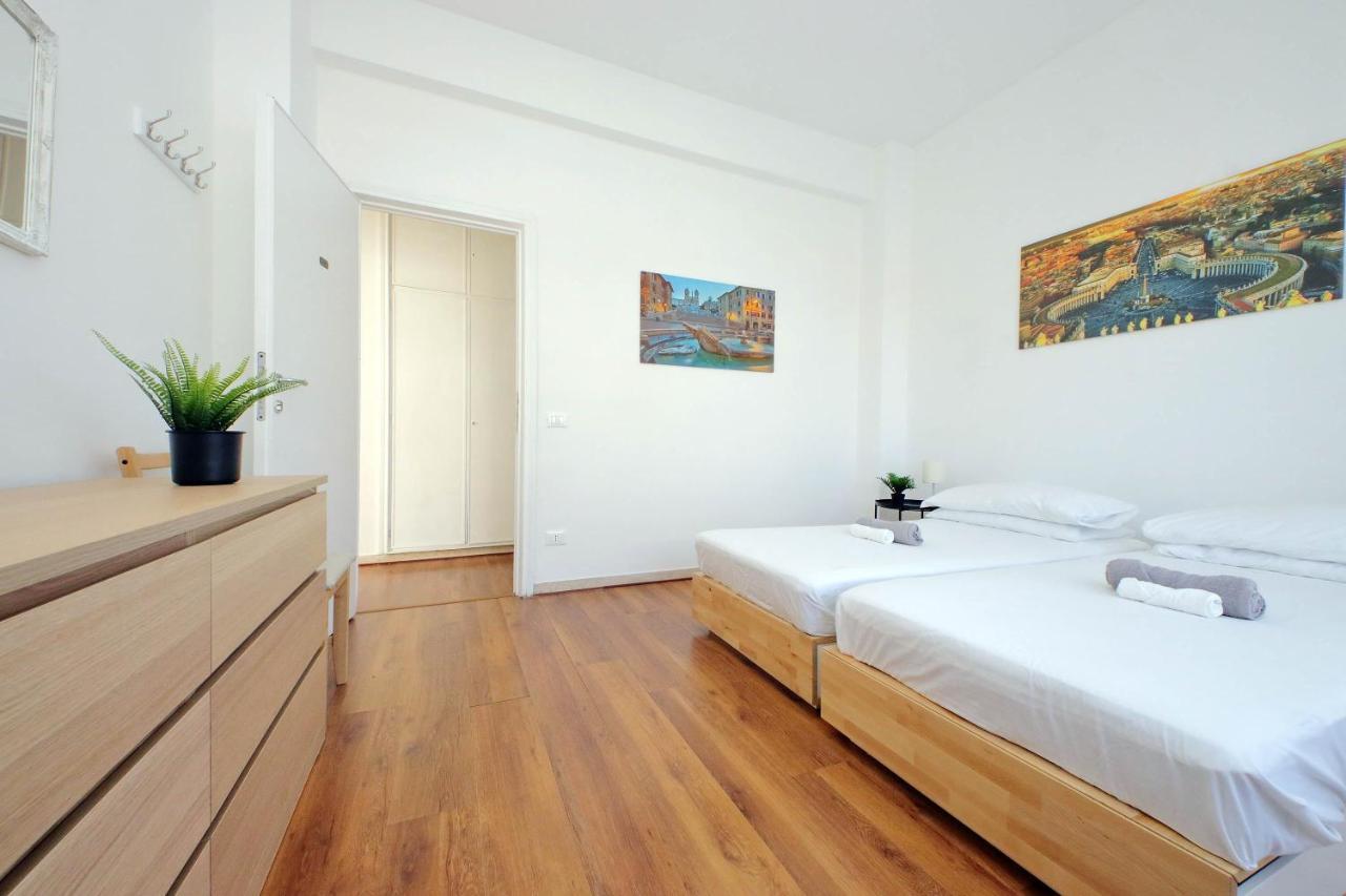 Zucchi Rooms Rome Bagian luar foto