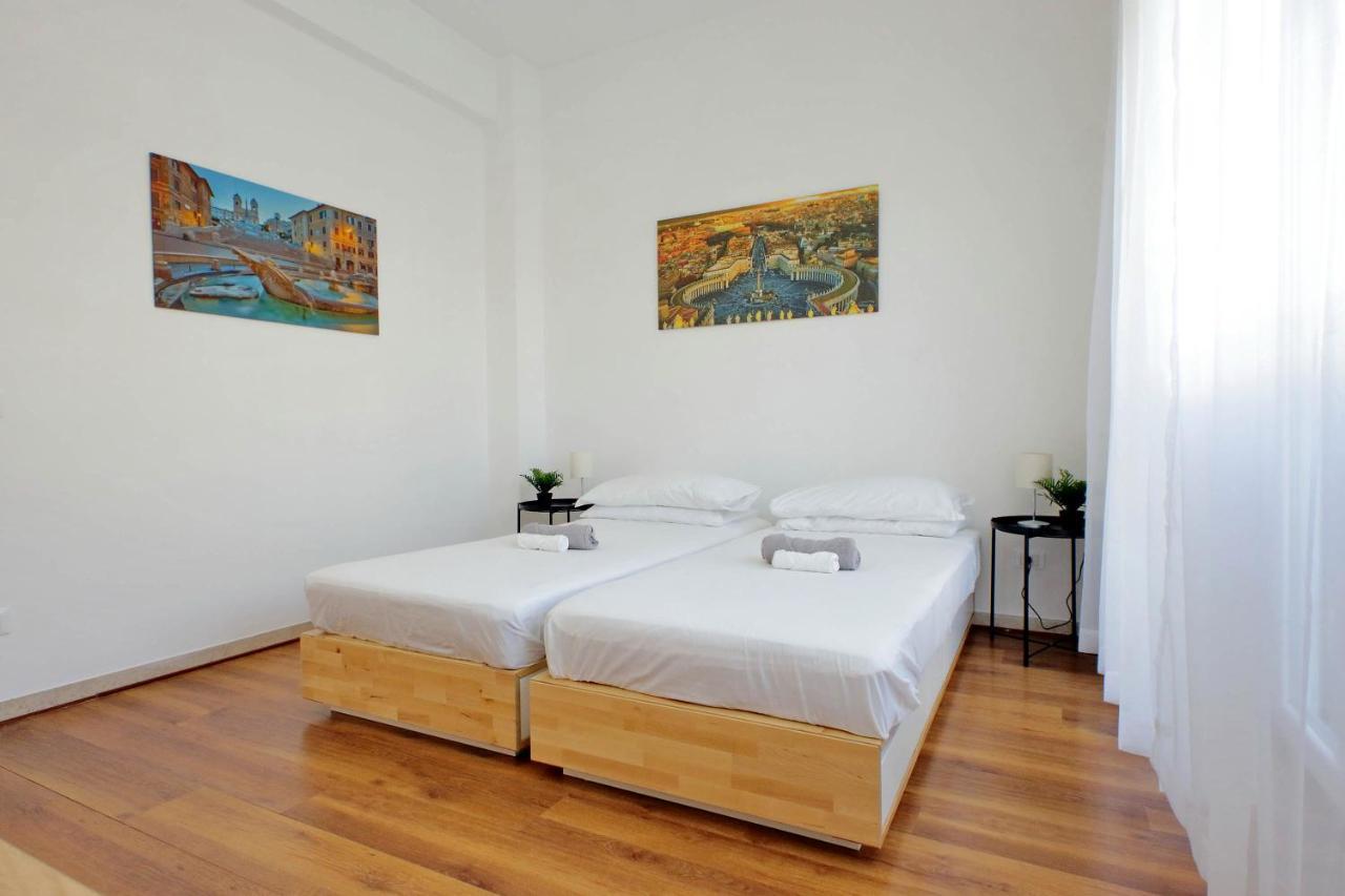 Zucchi Rooms Rome Bagian luar foto