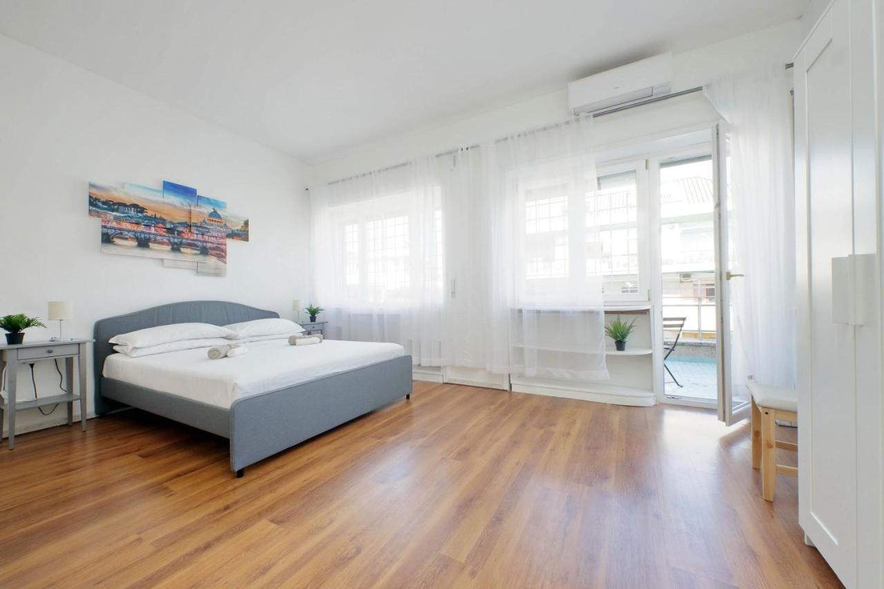 Zucchi Rooms Rome Bagian luar foto